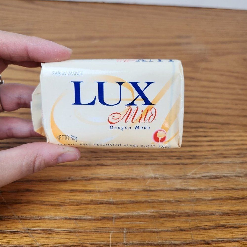 VTG NEW Lux Mild Dengan Madu Soap Bar
